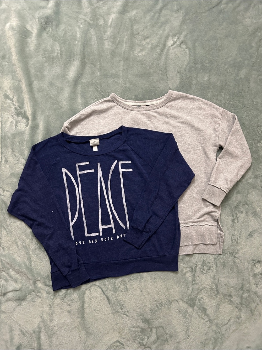 Women’s Navy 'PEACE' Graphic Sweatshirt and Light Gray Pullover Set